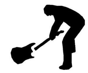 guitarra quebrando